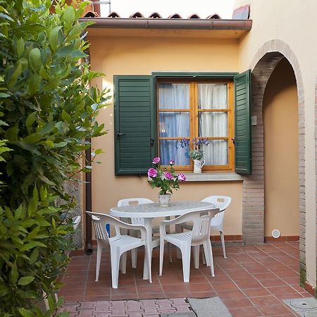 Aparthotel Borgo Guglielmo Marina di Cecina Exterior foto