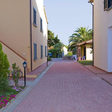 Aparthotel Borgo Guglielmo Marina di Cecina Exterior foto