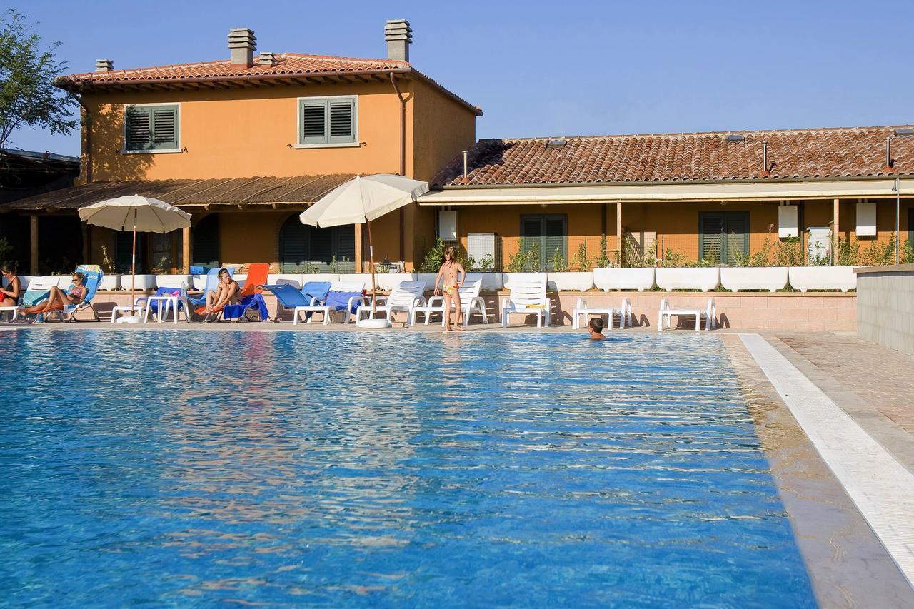 Aparthotel Borgo Guglielmo Marina di Cecina Exterior foto