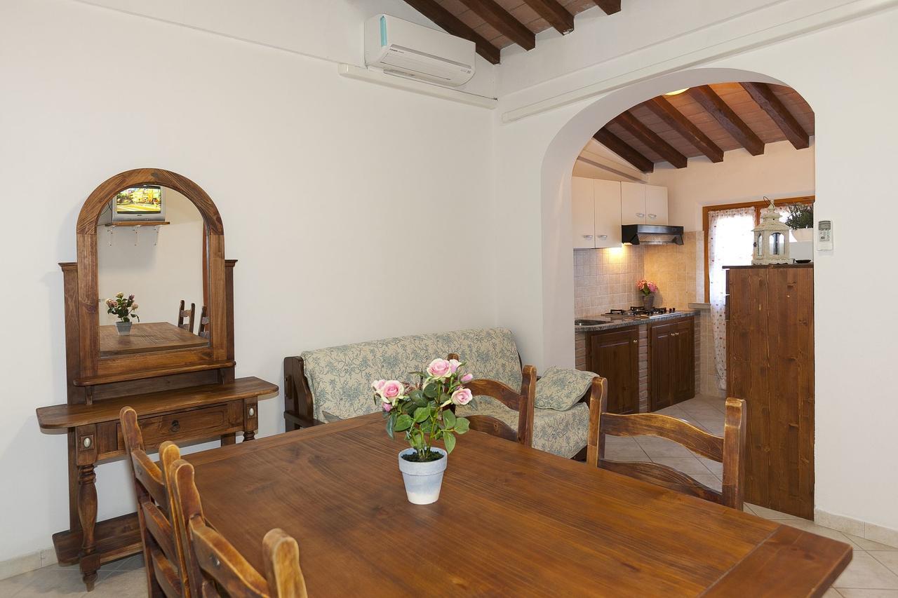 Aparthotel Borgo Guglielmo Marina di Cecina Exterior foto