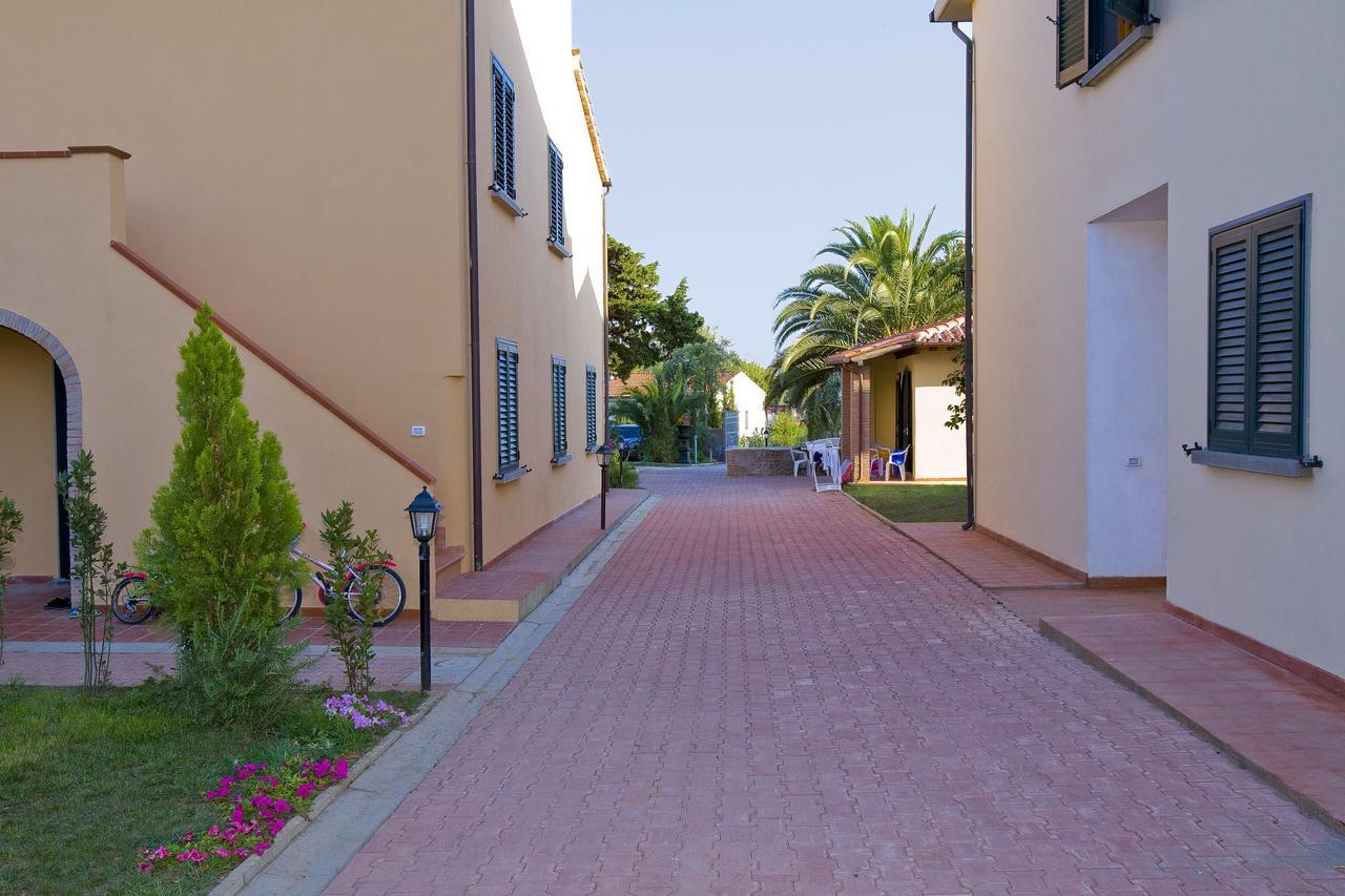 Aparthotel Borgo Guglielmo Marina di Cecina Exterior foto