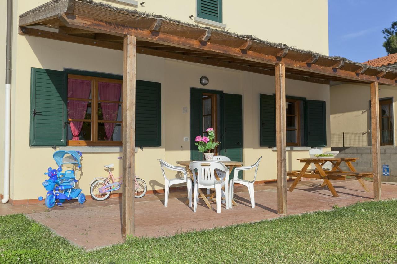 Aparthotel Borgo Guglielmo Marina di Cecina Exterior foto