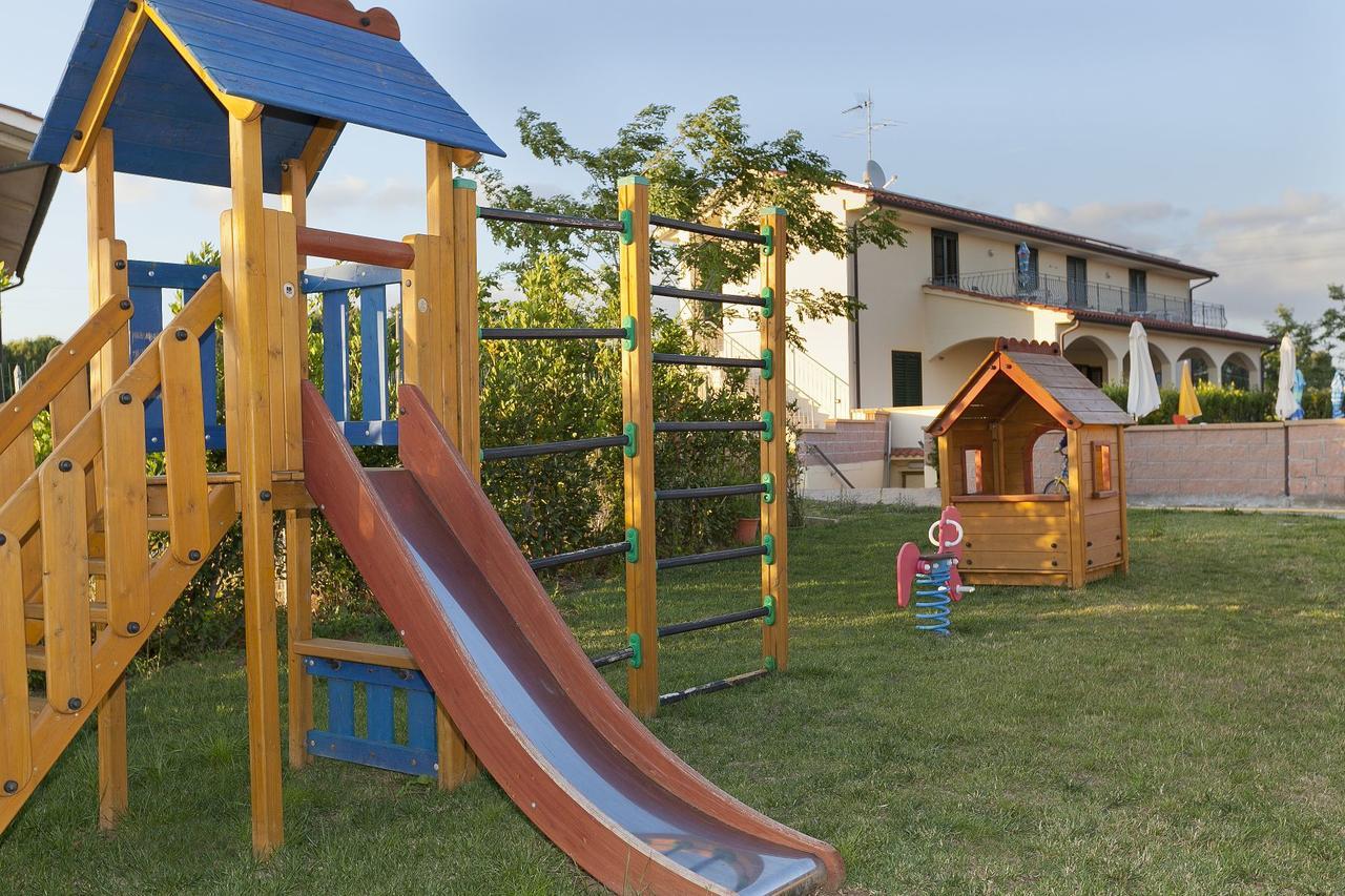 Aparthotel Borgo Guglielmo Marina di Cecina Exterior foto